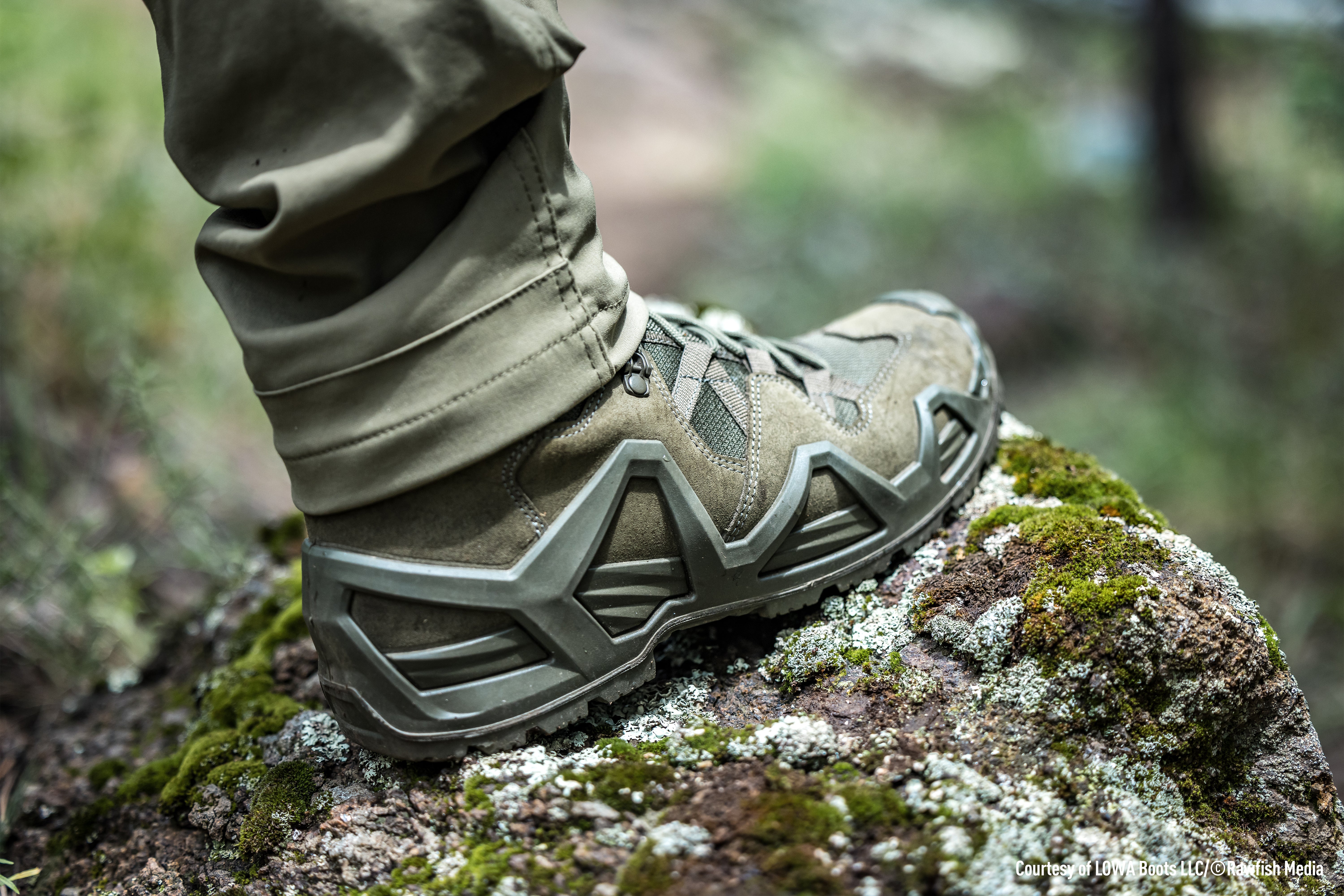 All Lowa Footwear – Iceberg Army Navy
